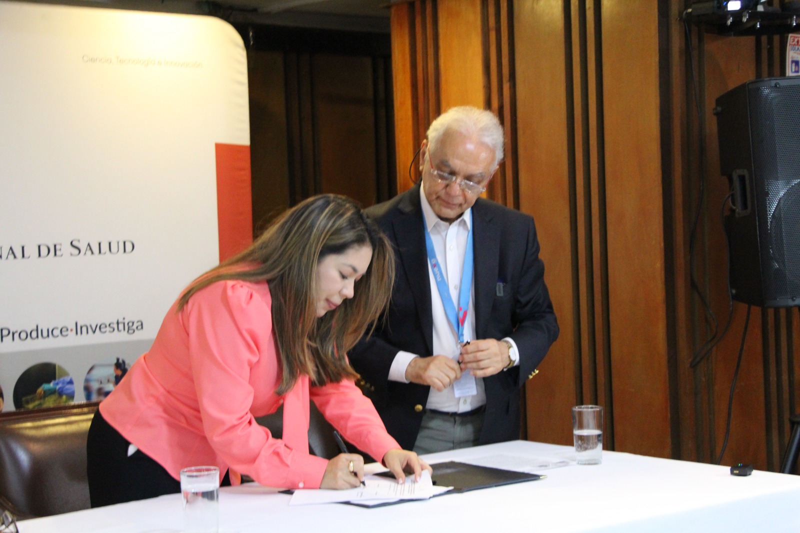 Firma-convenio-INS-y-NuevaEPS.jpeg